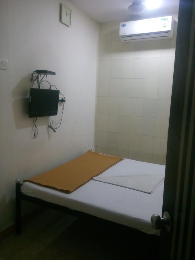 Hotel Saim Palace Mumbai Dış mekan fotoğraf