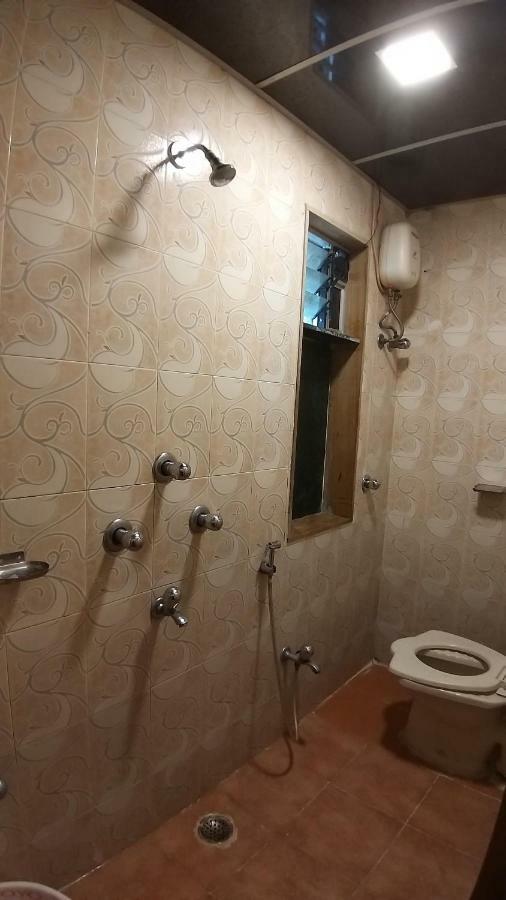 Hotel Saim Palace Mumbai Dış mekan fotoğraf